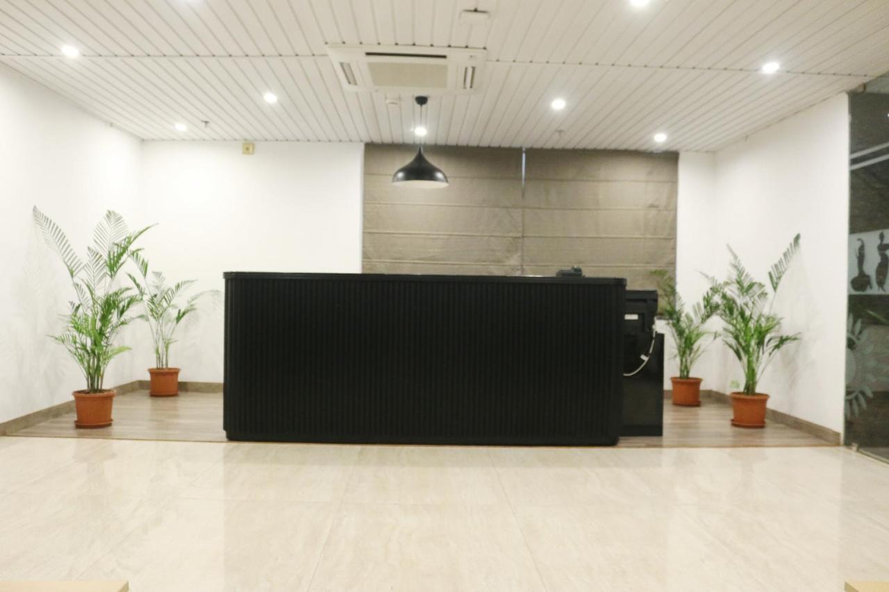 Sm Hives Hotel Bhubaneswar Buitenkant foto