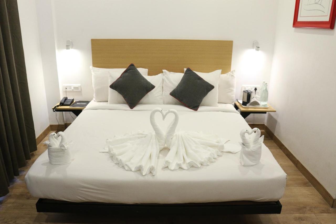 Sm Hives Hotel Bhubaneswar Buitenkant foto